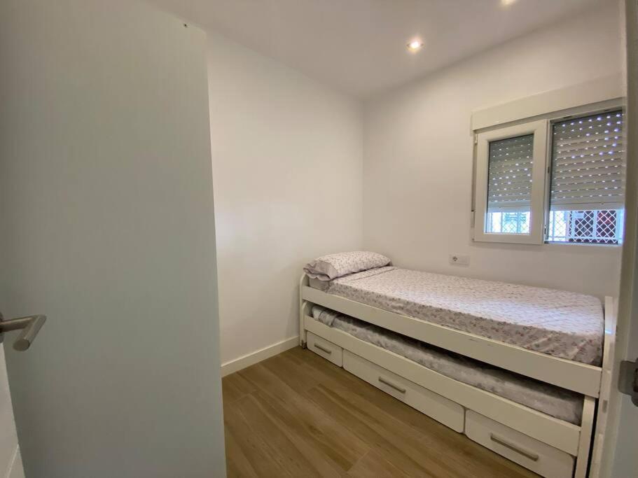 Central And Cozy Apartment In Seville — Photos 1