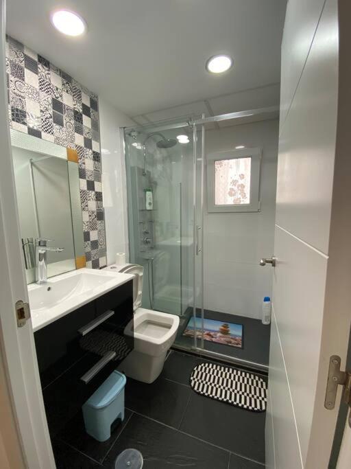 Central And Cozy Apartment In Seville — Photos 3